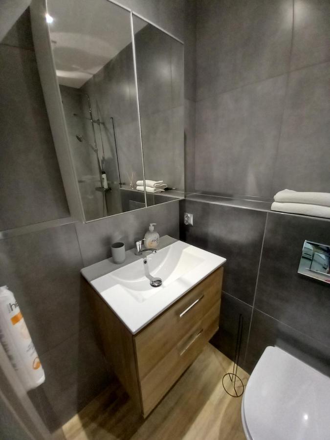 Apartament Przy Obozie オシフィエンチム エクステリア 写真